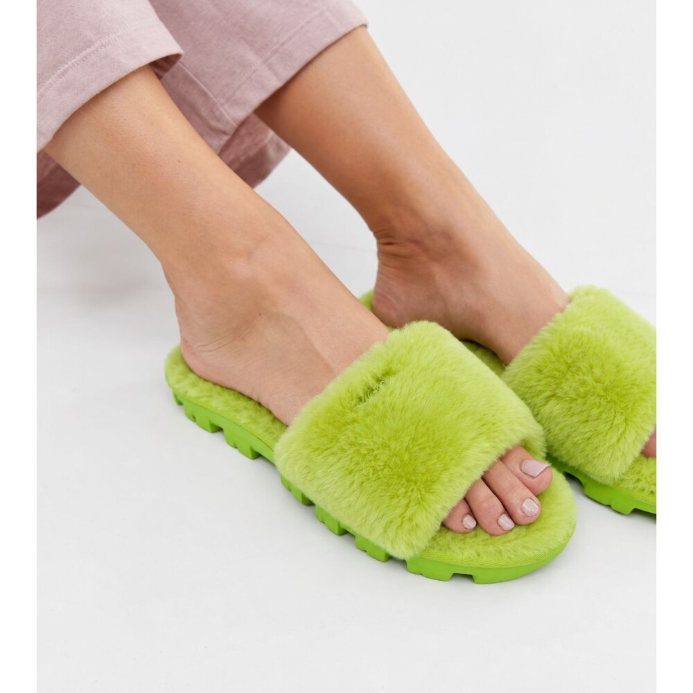 UGG Cozette Slides Womens 8 Electric Lime Sheepskin Fur Slip On Sandals Y2K